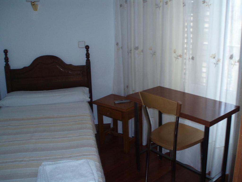 Hostal Castilla Мадрид Стая снимка